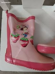 [05056] BOTTES ENFANT AVEC FRAISE SYLVIE
